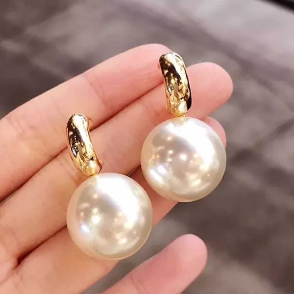 Oversized Simulated Pearl Earrings
